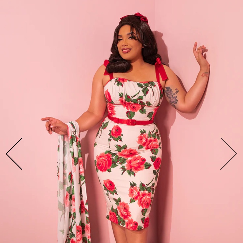 1950s red wiggle sundress and scarf NO BELT